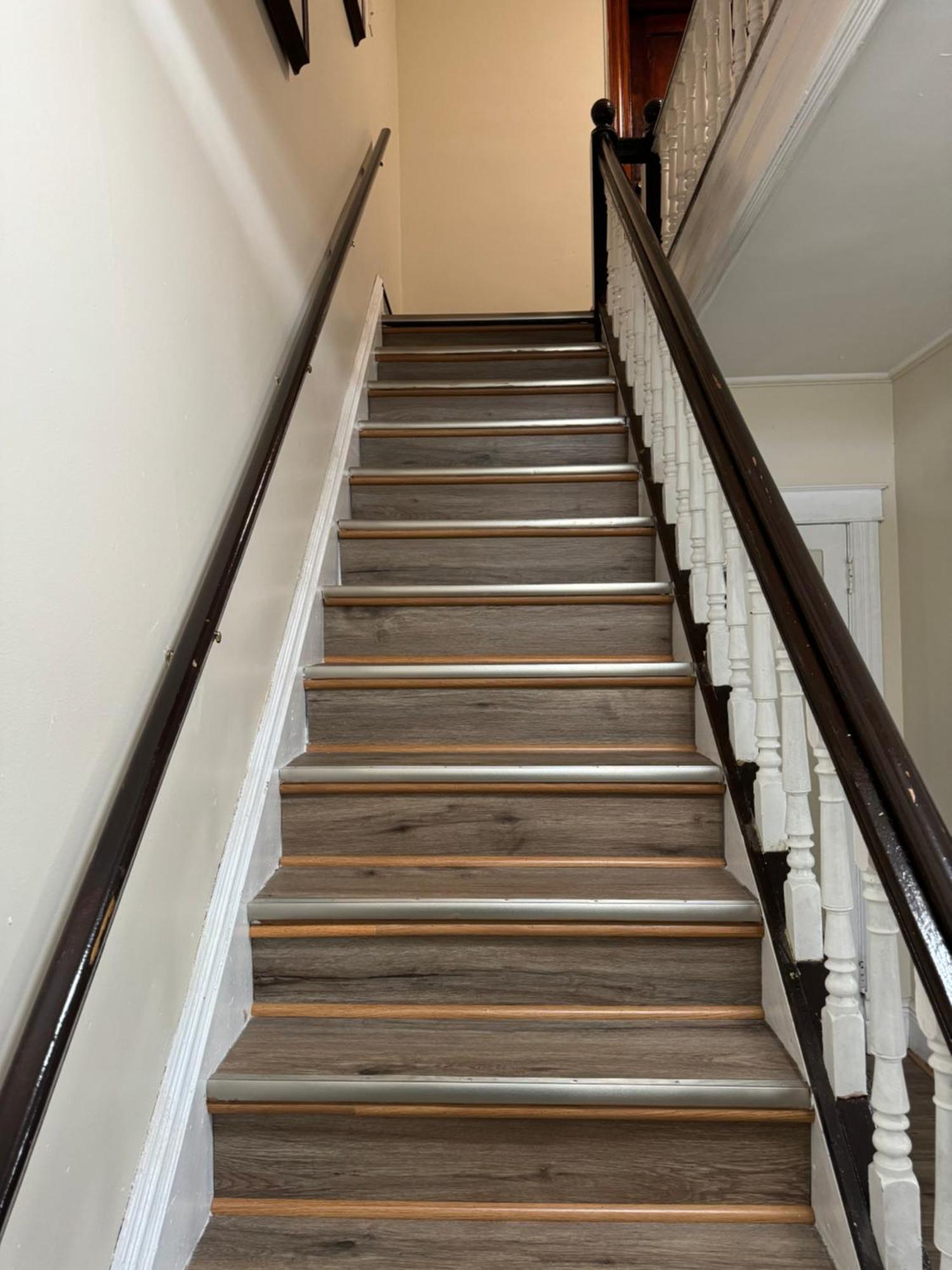 Comfy Getaway, 5 Bed, Sleeps 9, Walk To Falls! Niagara Falls Kültér fotó