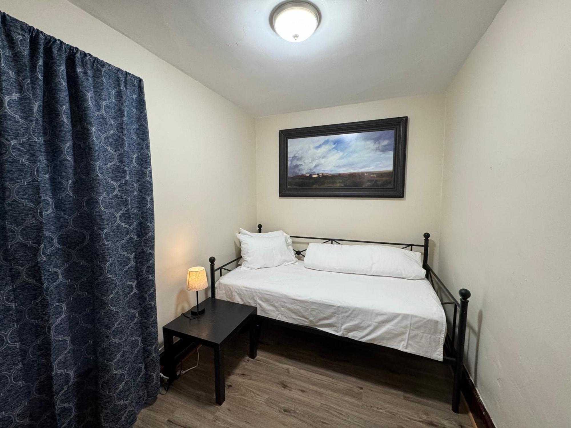 Comfy Getaway, 5 Bed, Sleeps 9, Walk To Falls! Niagara Falls Kültér fotó